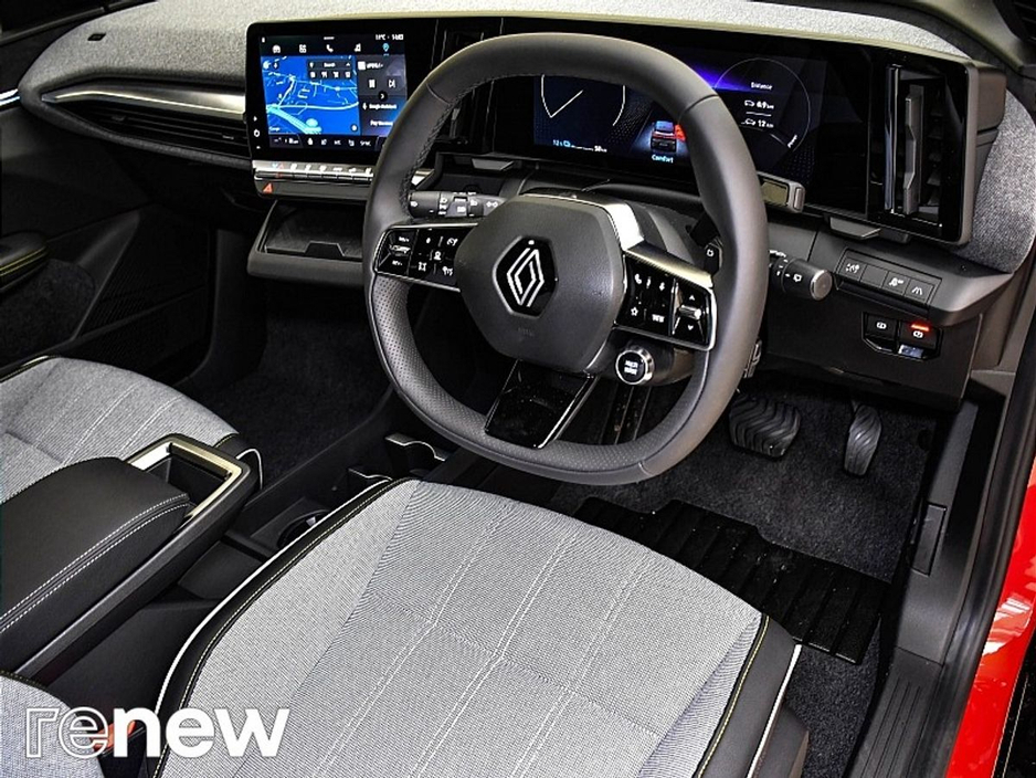 2024 Renault Megane E-Tech Techno EV60 220hp €29,900