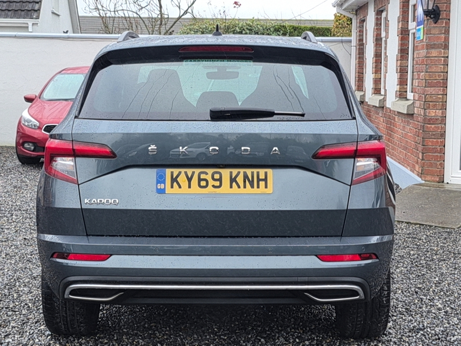 2019 Skoda Karoq - image 6