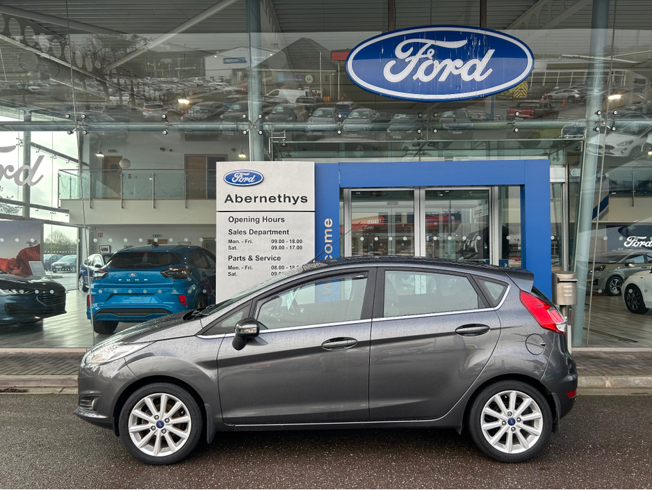 2016 Ford Fiesta MCA TITANIUM 1.25 60PS M5 5 5DR 4DR €12,950