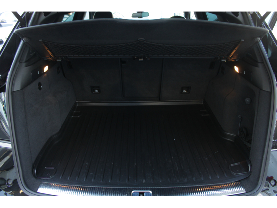 2015 Audi SQ5 - image 18