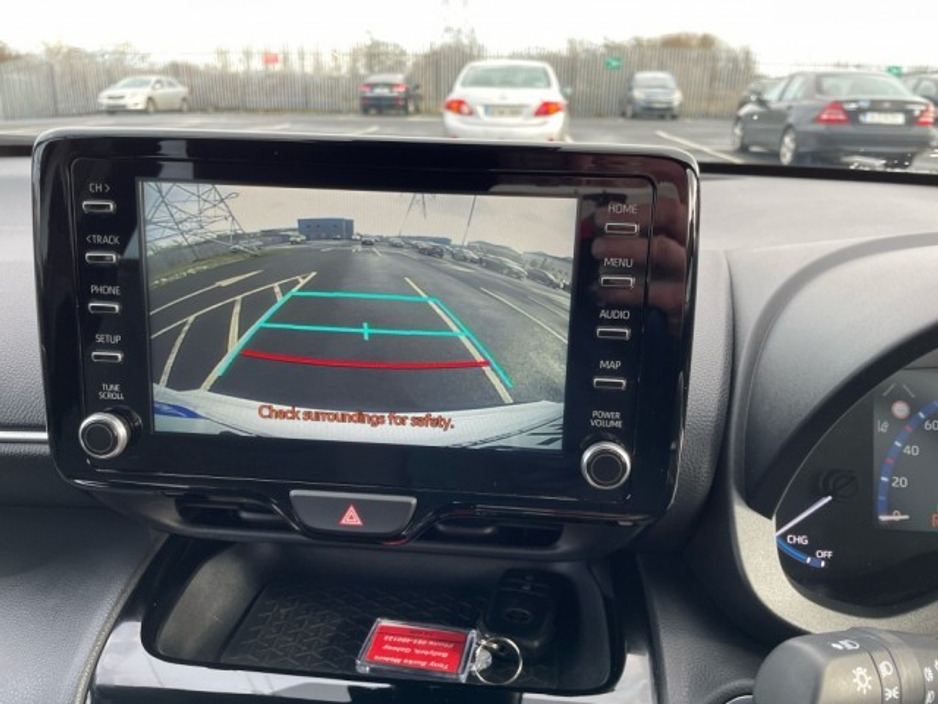 2022 Toyota Yaris Cross LunaSport - BiTone - 1.5 Hybrid - Automatic - 1 Owner &ndash; Full TOYOTA Service History // Remote Central Locking // Front Electric Windows // Rear Electric Windows // Electric Mirrors // Apple Carp €26,899