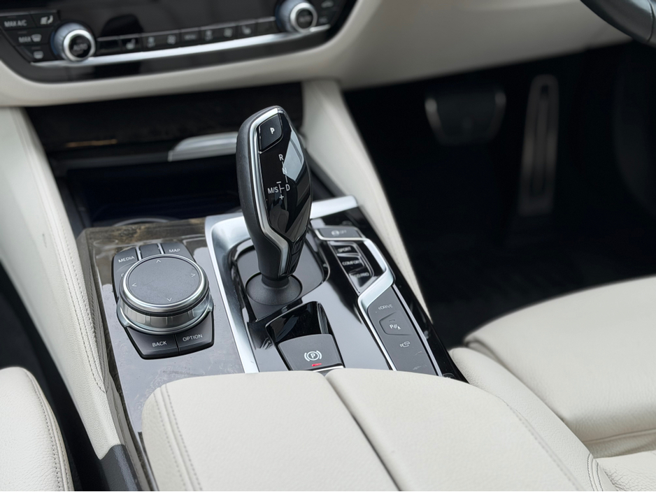 2017 BMW 5 Series M-SPORT 530E - 2.0L PETROL HYBRID - AUTO - 12M WARRANTY - CAR: 1796 €26,950