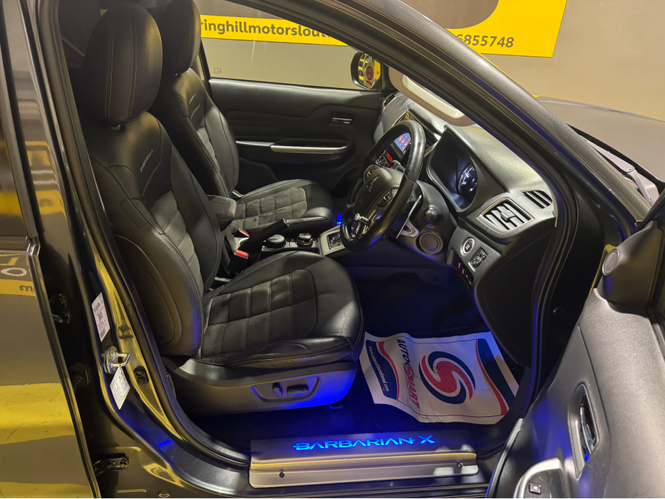 2020 Mitsubishi L200 BARBARIAN X 150PS  2.3 DI-D CR 4 WORK €27,950