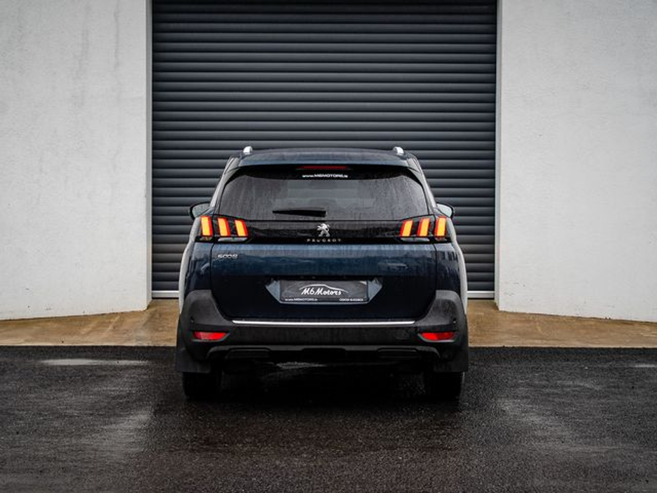 2020 Peugeot 5008 - image 4