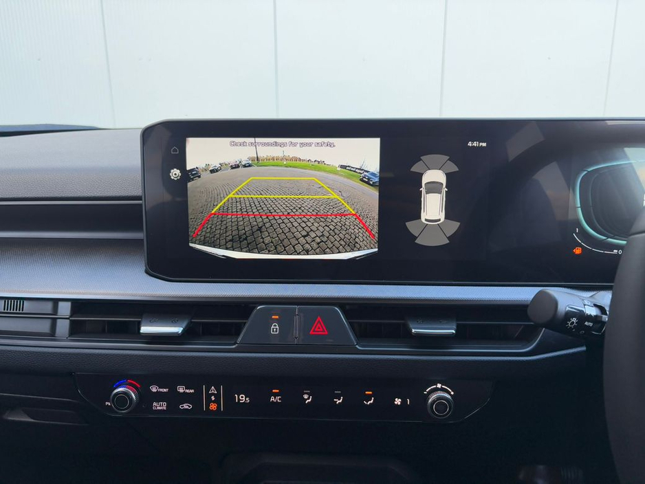 2026 Kia Stonic - image 15