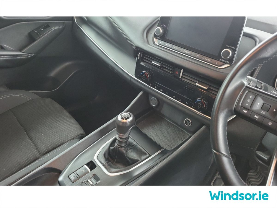 2022 Nissan Qashqai 1.3 PET MILD HYBRID SV €25,495