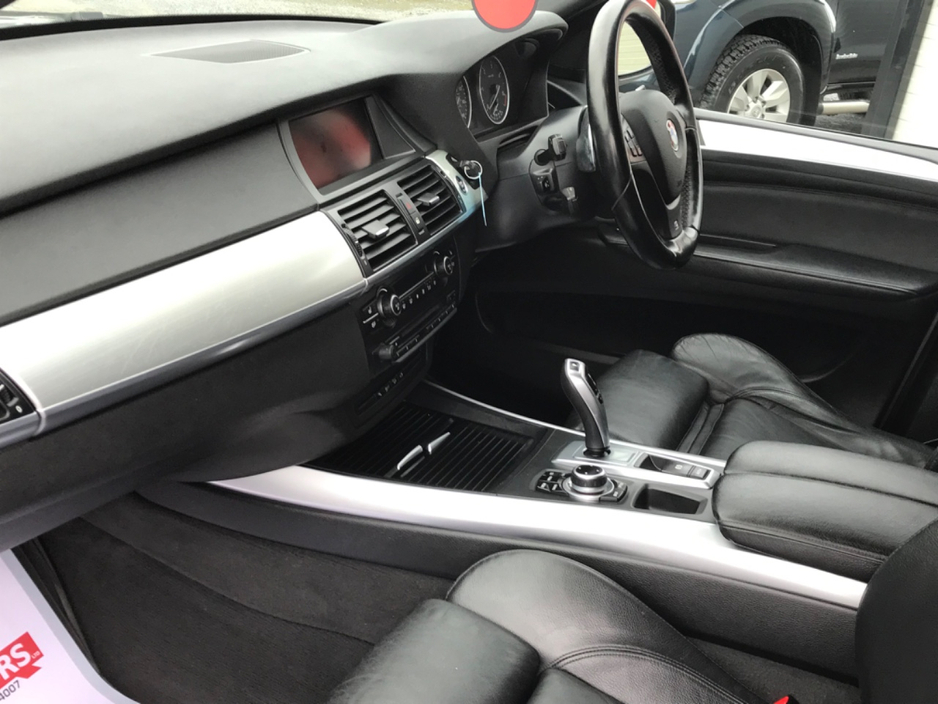 2013 BMW X5 - image 20