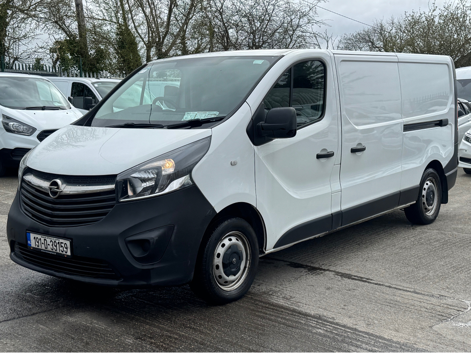 2019 Opel Vivaro - image 3