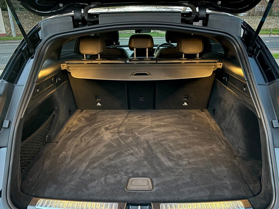 2023 Mercedes-Benz EQC 400 AMG LINE PREMIUM OPEN SUN ROOF €41,995