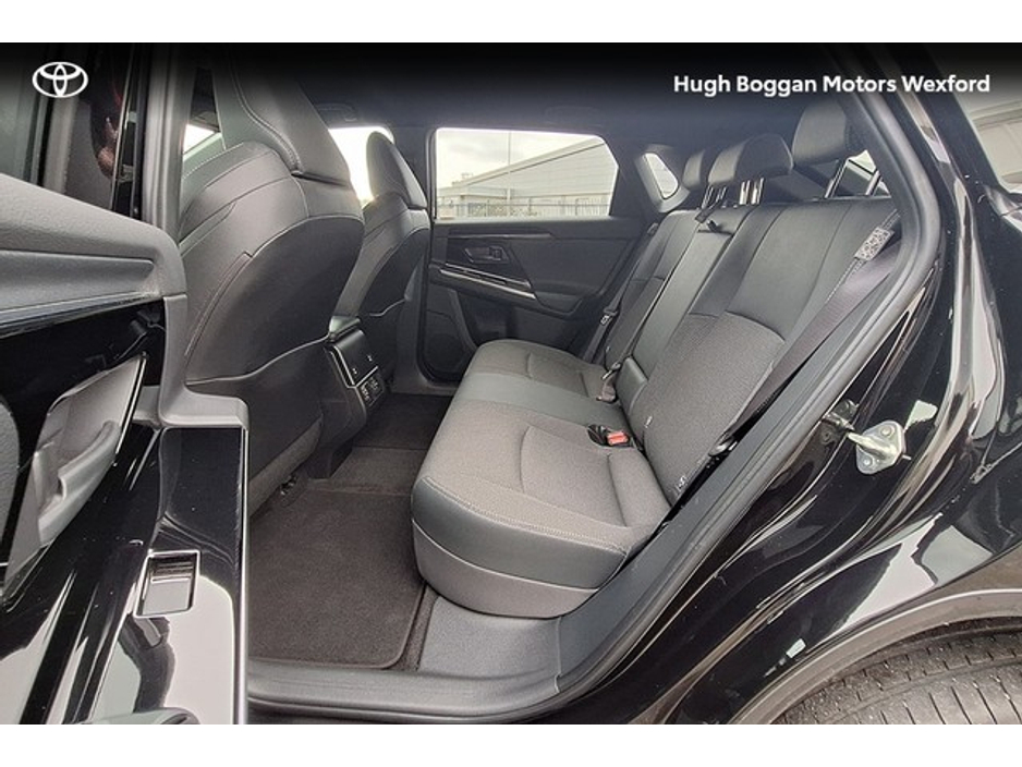 2023 Toyota bZ4X - image 6