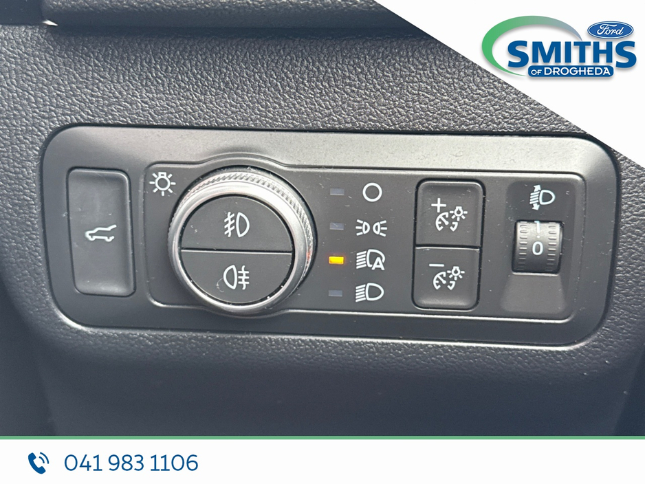 2022 Ford Kuga - image 23