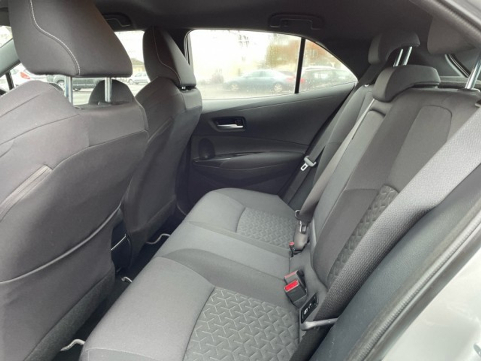 2018 Toyota Corolla Hatchback 5dr Hybrid - Luna Edition - 1.8 Automatic - Very Low KMS - EUR 180 Tax // Front Electric Windows // Rear Electric Windows // Electric Mirrors // Heated Mirrors // Apple Carplay €24,895