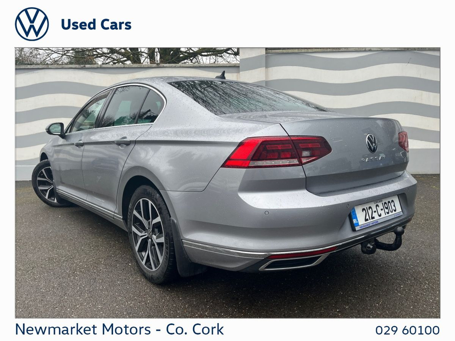 2021 Volkswagen Passat - image 15