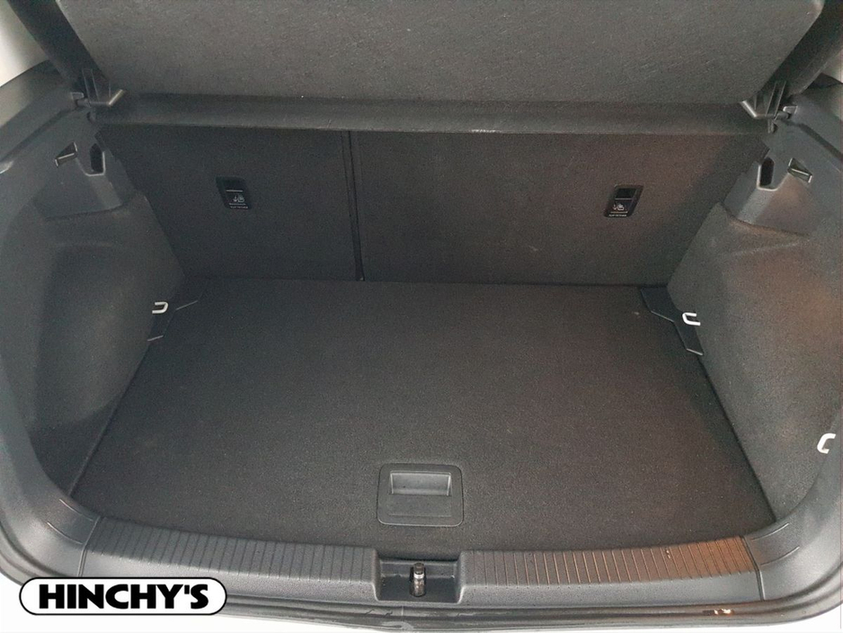 2023 Volkswagen T-Cross - image 9