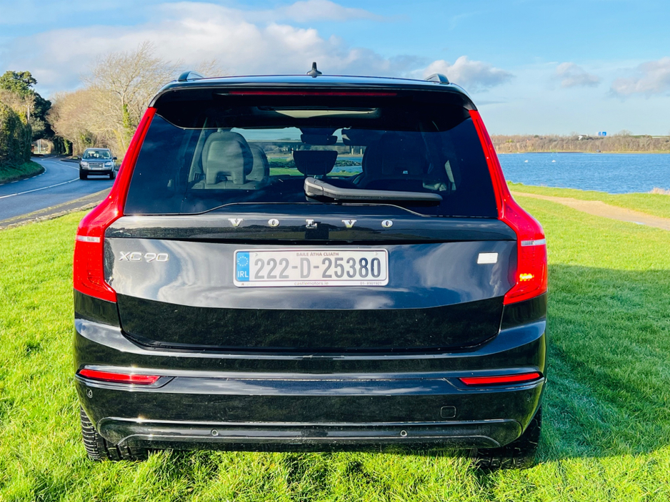 2022 Volvo XC90 ULTIMATE T8 RECHARGE AWD