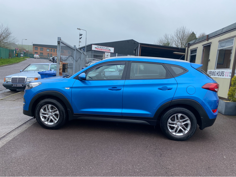 2016 Hyundai Tucson - image 8