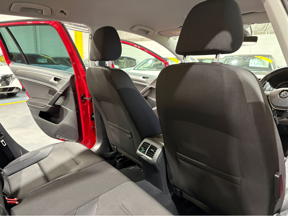 2017 Volkswagen Golf Estate 1.2 Bluemotion 7 Speed DSG Automatic. AA APPROVED // FINANCE & NATIONWIDE DELIVERY AVAILABLE // SIMI DEALER €13,995