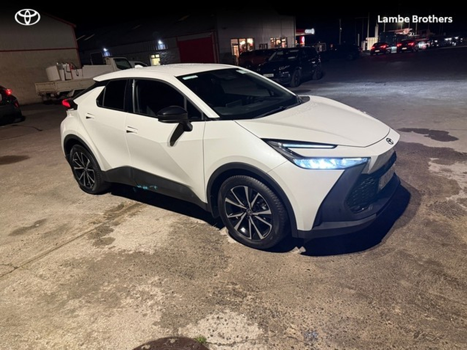 2024 Toyota C-HR - image 3