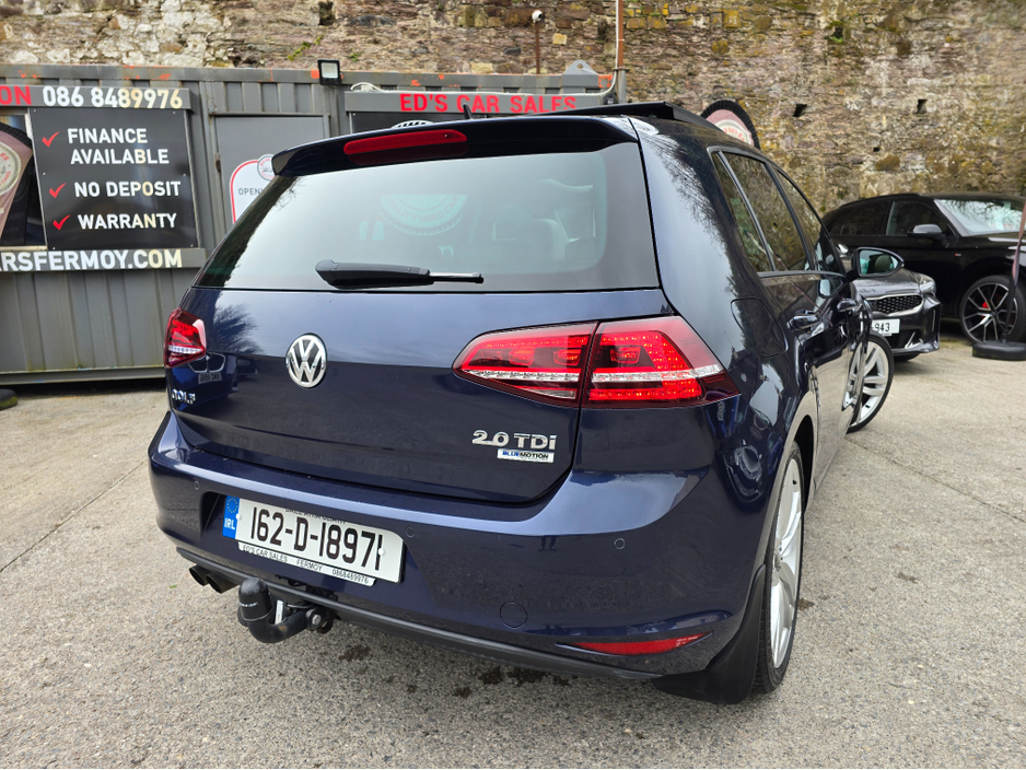 2016 Volkswagen Golf - image 3