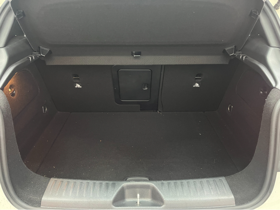 2015 Mercedes-Benz A Class - image 7