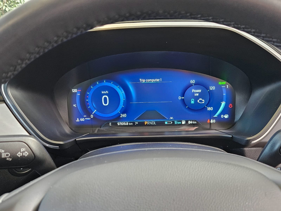 2023 Ford Kuga - image 11