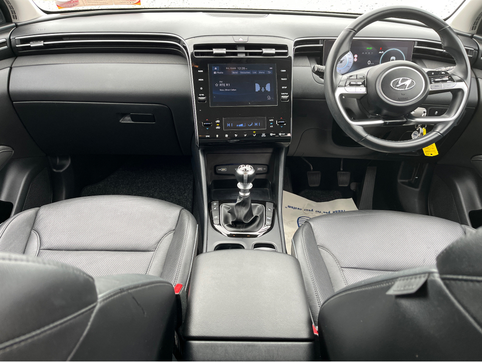 2022 Hyundai Tucson - image 10