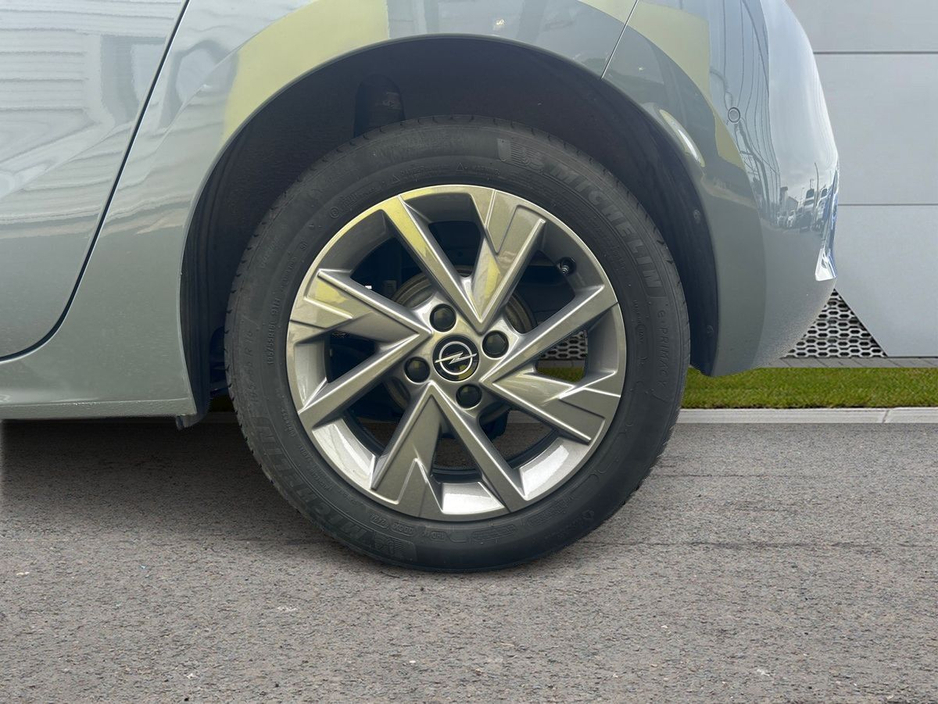 2025 Opel Corsa - image 8