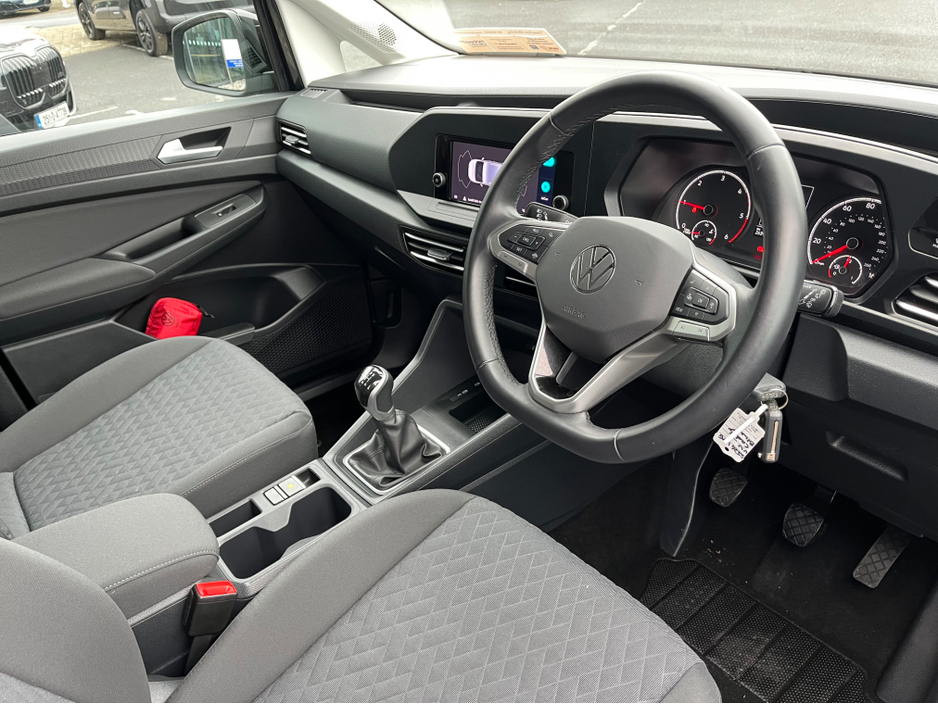 2024 Volkswagen Caddy Wheelchair Accessible SWB manual €36,950