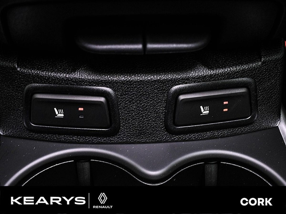 2020 Renault Kadjar - image 23