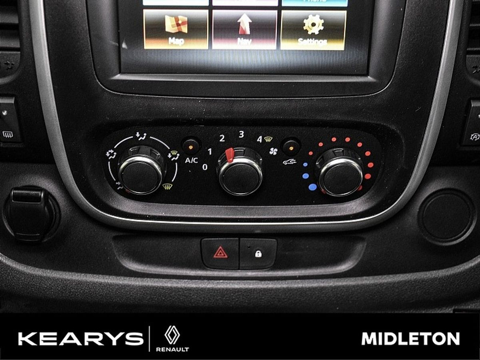 2021 Renault Trafic LL30 ENERGY DCI 145 Sport EX Vat. €21900 inc €17,878