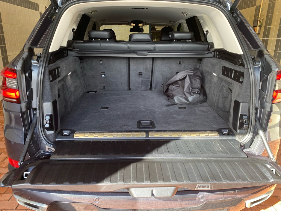 2021 BMW X5 - image 22