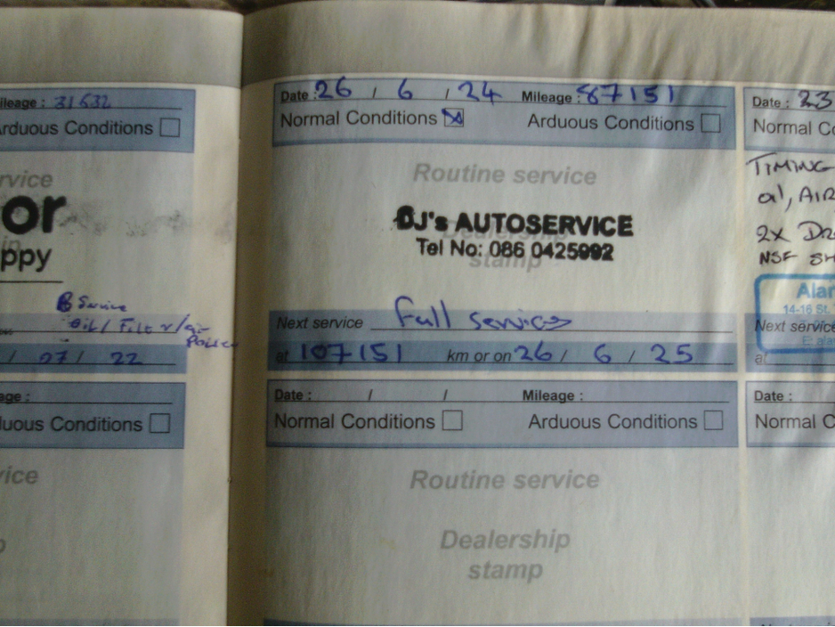 2016 Peugeot 2008 - image 31