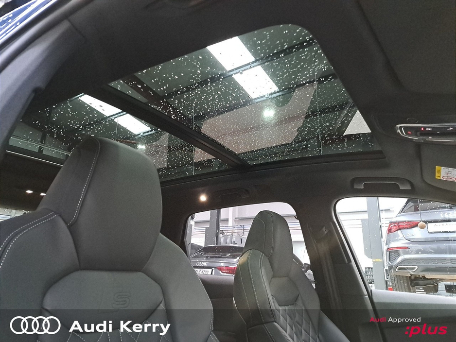 2025 Audi Q7 - image 24