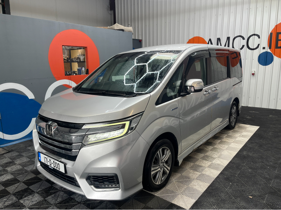 2017 Honda Stepwagon €21950! 2017 HONDA STEPWAGON SPADA HYBRID G SENSING 2.0 AUTOMATIC / CRUISE CONTROL / REVERSE CAMERA / AUTOMATIC DOORS AND MORE €21,950