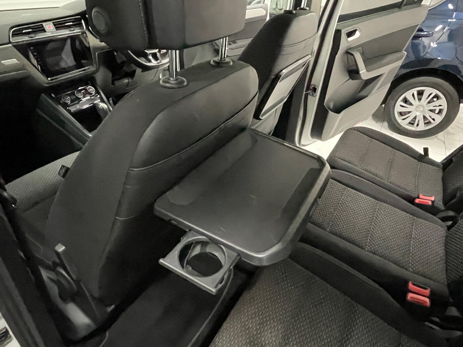 2018 Volkswagen Touran  €20,895