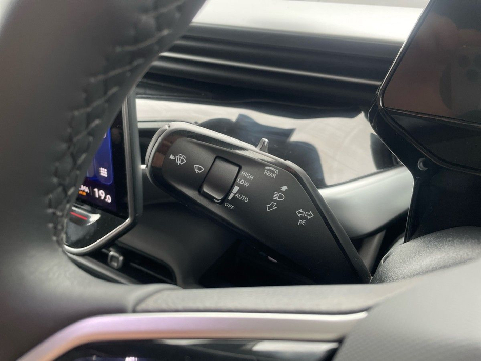 2025 Volkswagen ID.Buzz ID.BUZZ STYLE 86KWH 280BHP LWB €66,975