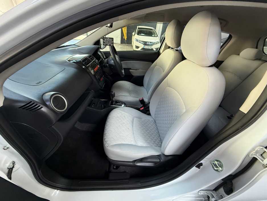 2020 Mitsubishi Mirage - image 21