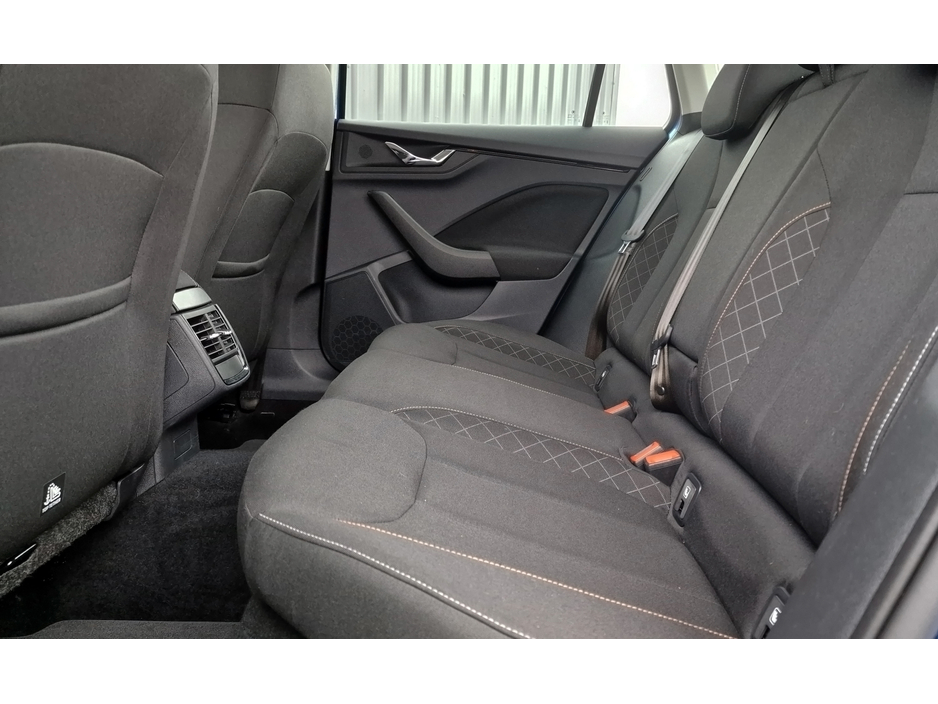 2020 Skoda Kamiq - image 3