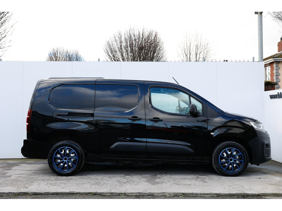2024 Citroen Berlingo 2024 LWB Vat Qualifying €19,900
