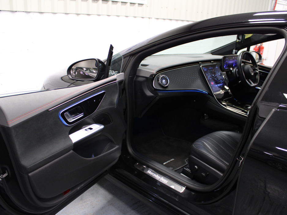 2023 Mercedes-Benz EQE 300 4DR AUTO €48,995