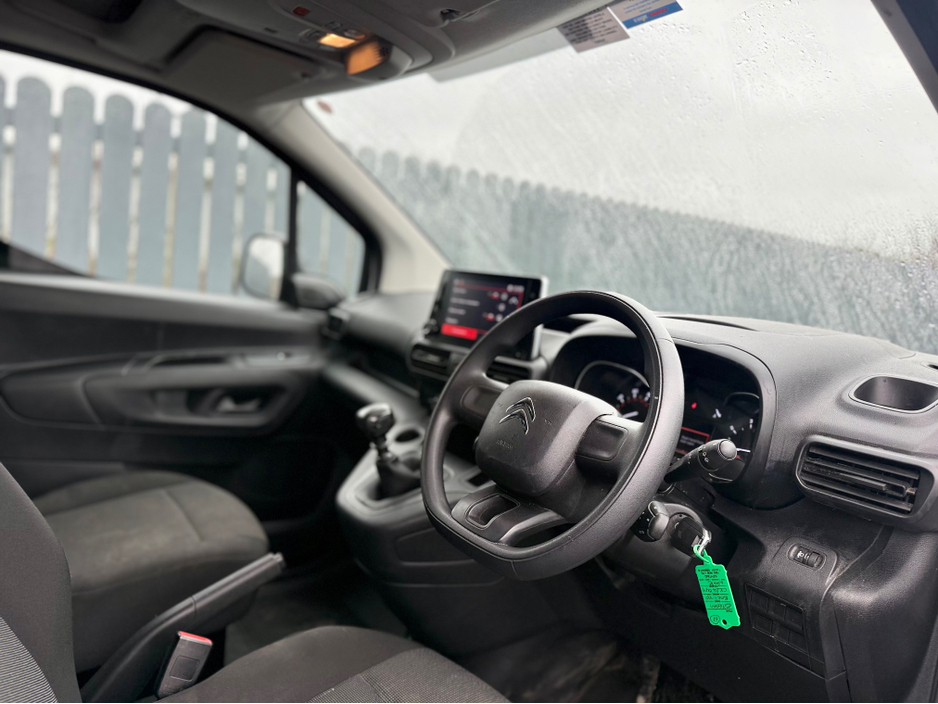 2024 Citroen Berlingo - image 6