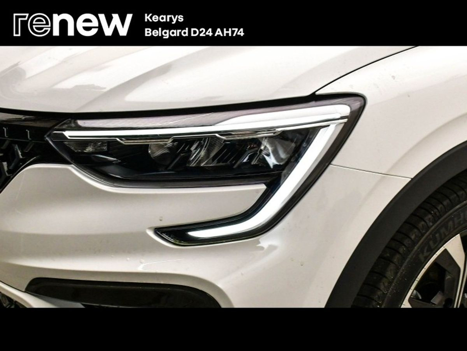 2025 Renault Arkana - image 14