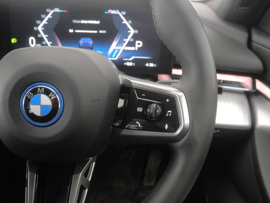2024 BMW i5 - image 18