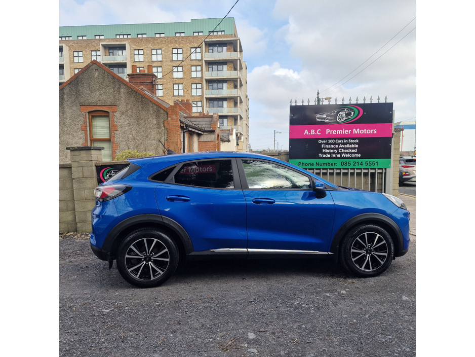 2021 Ford Puma - image 2