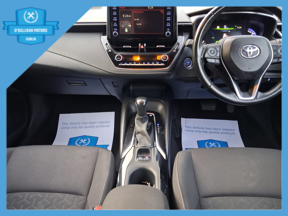 2022 Toyota Corolla LUNA TS 4DR AUTO HYBRID TOURINGSPORT A €20,500