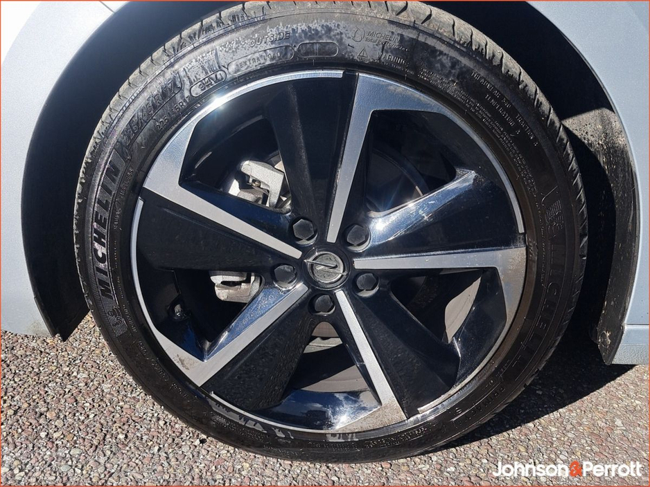 2025 Opel Astra Elegance 1.2 130hp 6-speed manual MY25 €33,900