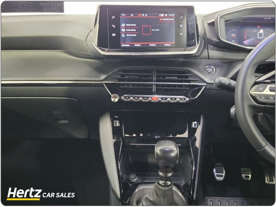 2023 Peugeot 2008 - image 14