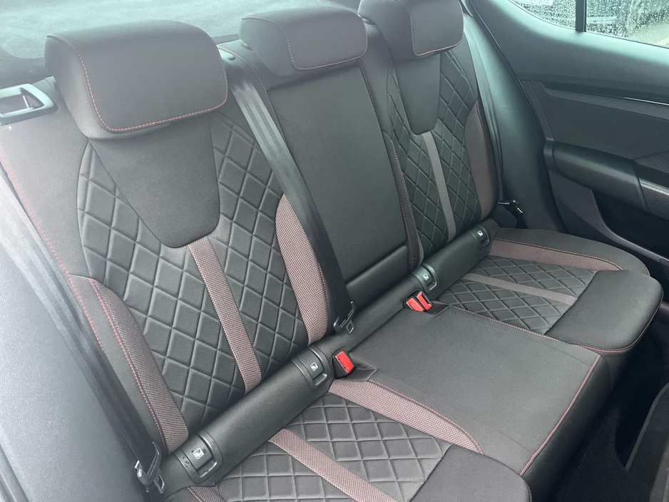 2024 Skoda Octavia - image 10