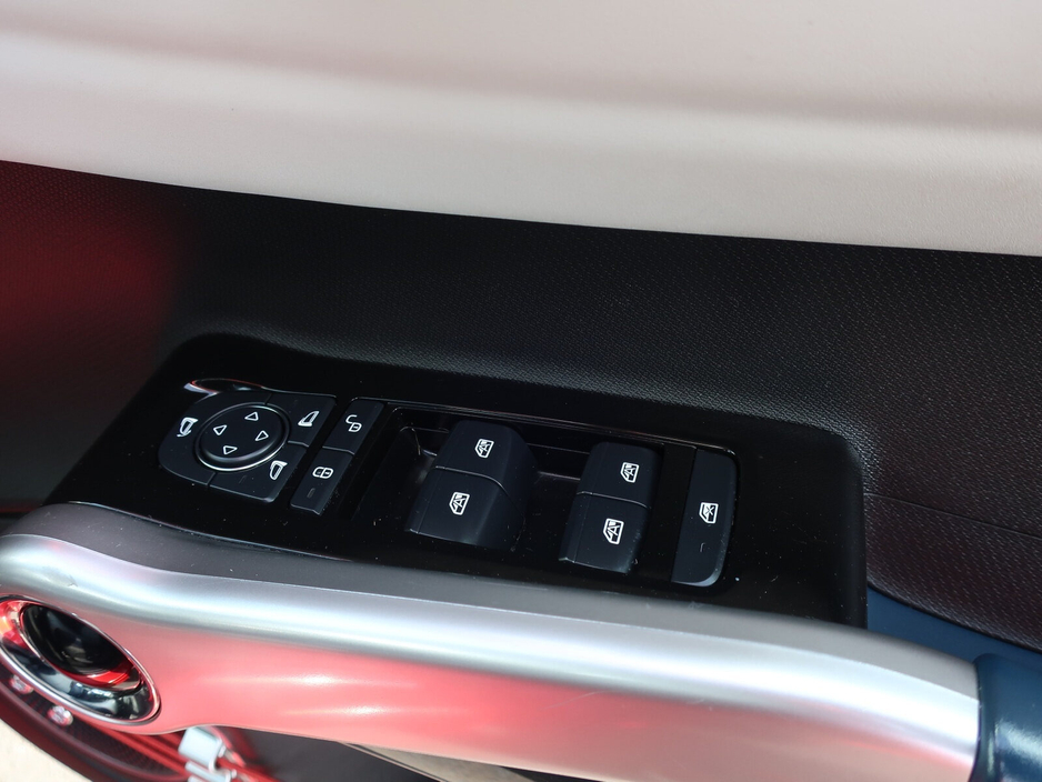 2023 BYD ATTO 3 - image 13