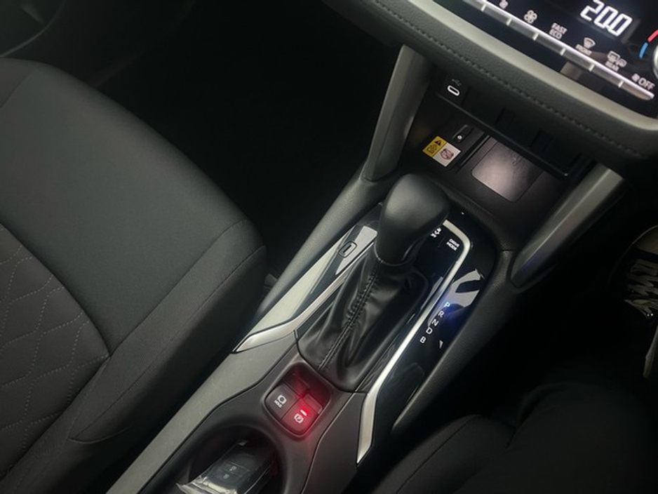 2025 Toyota Corolla Cross HYBRID SPORT €39,950